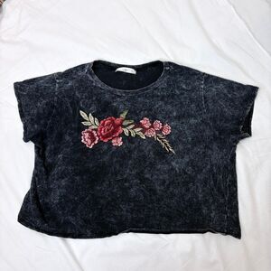 Amante Women's Black and Grey Crop Top with Rose Applique